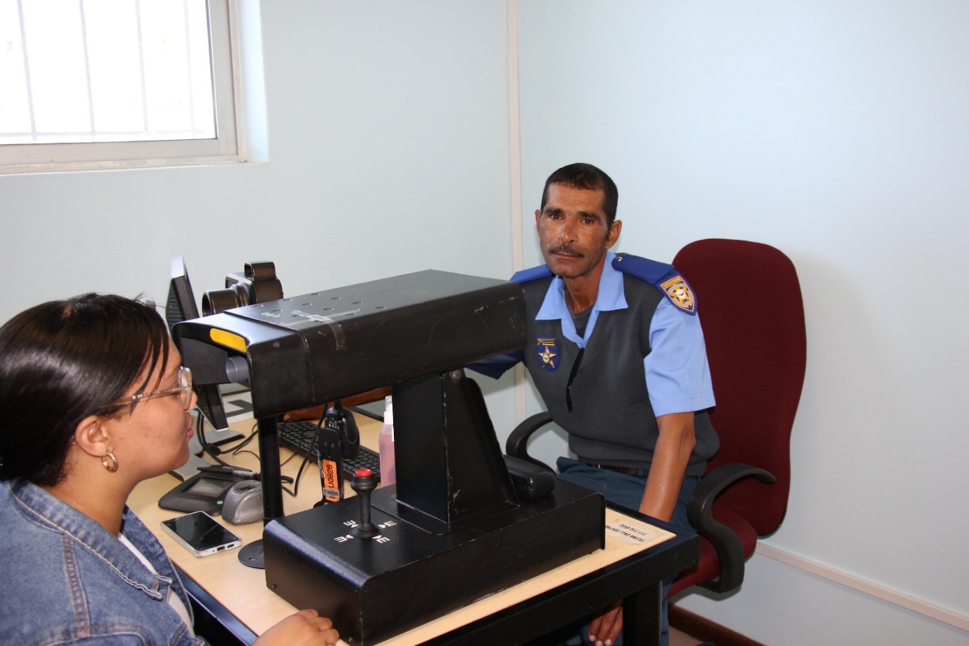 Gansbaai Traffic Warden Lance de Villiers has completed his course as a Driver Licence Examiner and will be assisting at the DLTC.